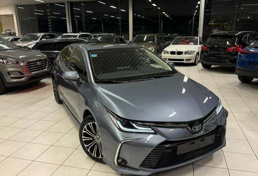 Toyota Corolla Hybrid/Essence 1.8
