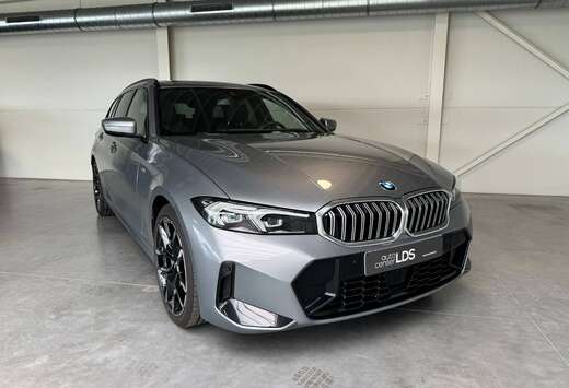 BMW Touring 330i xDrive - M-PAKKET - TREKHAAK - HIFI