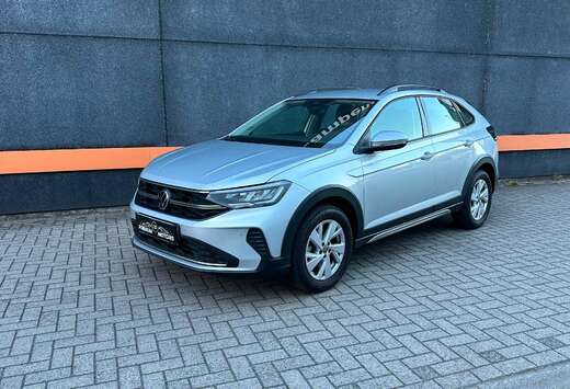 Volkswagen BENZINE IN NIEUWSTAAT AMPER 20.000KM NAVI/ ...