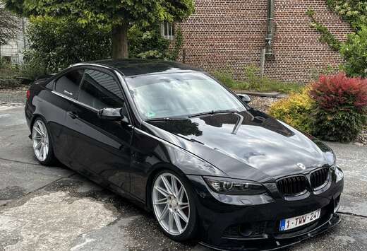 BMW 320i Coupe Aut.