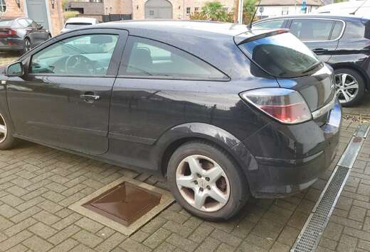 Opel Astra GTC 1.4i RSCA Limited Edition