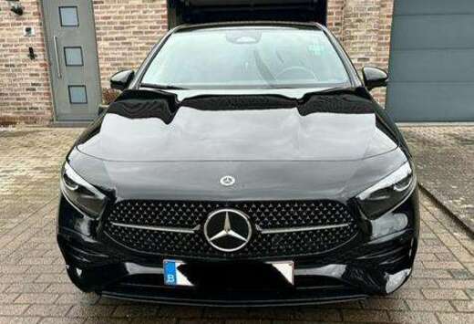 Mercedes-Benz A 250 e PHEV AMG Line (160 kW)