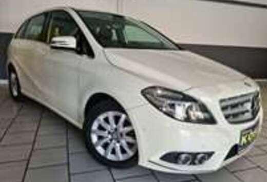 Mercedes-Benz /NAVIGATION/CLIMATISATION/GARANTIE/CAR- ...