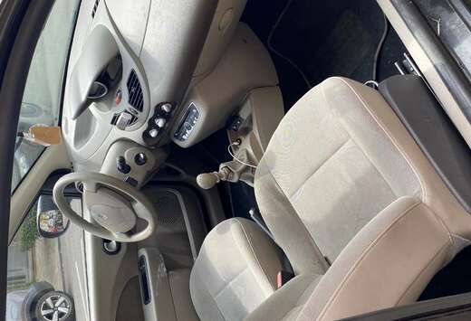 Renault Twingo 1.2i Authentique