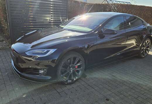 Tesla P100D LUDICROUS + TOIT OUVRANT
