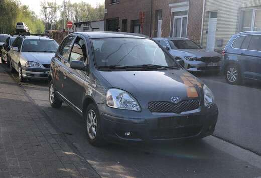 Toyota 1.0i 16v Linea Sol