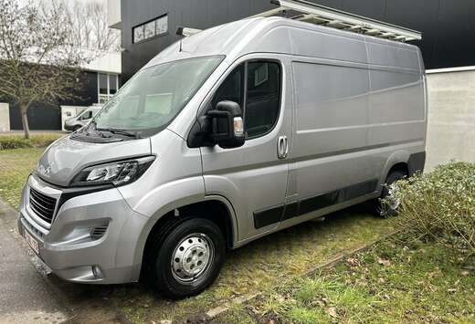 Peugeot 2.2 HDi L2H2 Utility