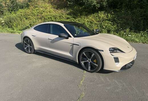 Porsche 4S Performancebatterie Plus