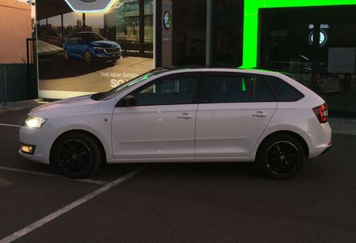 Skoda Rapid Spaceback 1.6 TDI 105 ch  Ambition