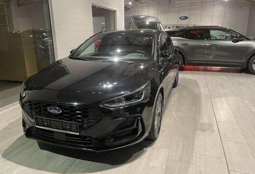 Ford Focus EcoBoost HYBRIDE ST-Line X
