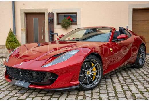 Ferrari GTS BRAND NEW/Fuoco/ADAS/Full Carbon/Lift/Dis ...