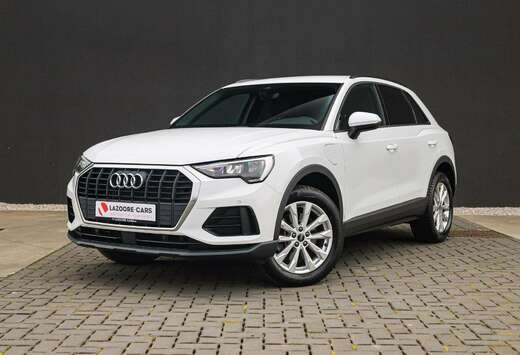 Audi Q3 PHEV 45 TFSIe Attraction S tron.(180 kW)