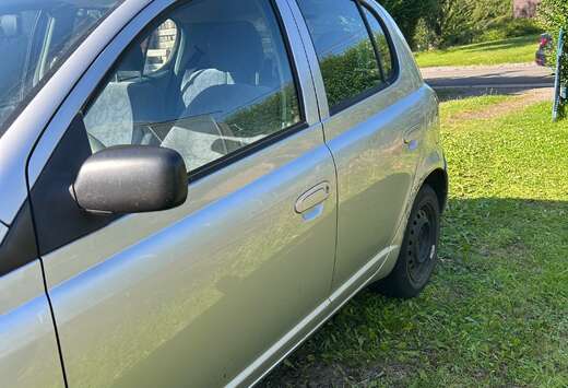 Toyota 1.3i 16v Linea Sol