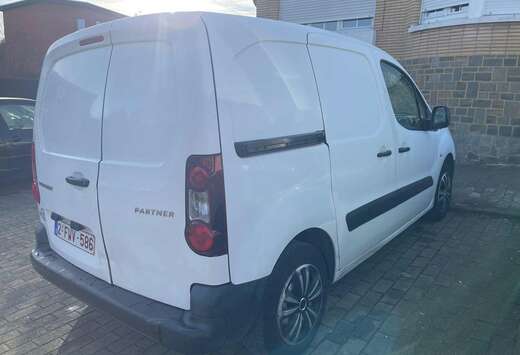 Peugeot 1.6 BlueHDi L1H1 Premium Pack 120 S/S