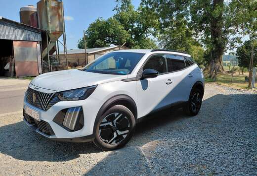Peugeot 2008 1.2i PureTech Allure
