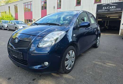 Toyota Yaris 1.3i VVT-i 16v ** EXPORT HORS EUROPE**