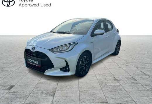 Toyota 1.5 HYB Iconic