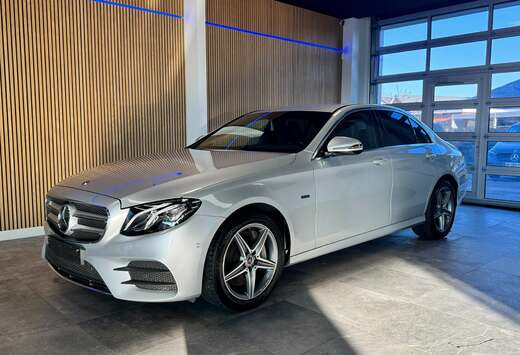 Mercedes-Benz E 300 e 4Matic 9G-TRONIC AMG Line