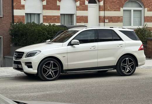 Mercedes-Benz BlueTEC 4MATIC 7G-TRONIC