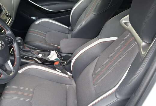 Toyota Corolla 1.8 Hybrid Team Deutschland