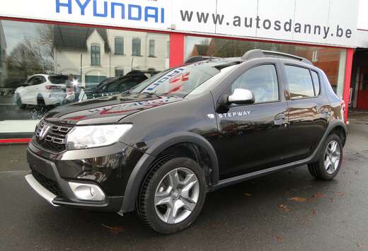 Dacia Sandero Stepway TCe 90 navi