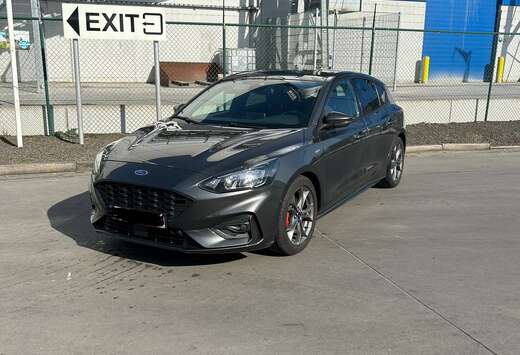 Ford ST LINE / 125pk