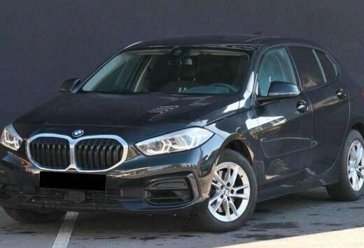 BMW 116i Full Auto + Toit panoramique