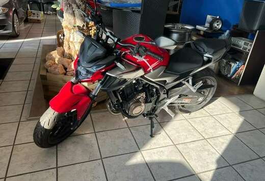 Honda CB500FA
