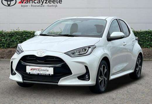 Toyota Iconic+Hi-techpack+cam+nav+sens V+A