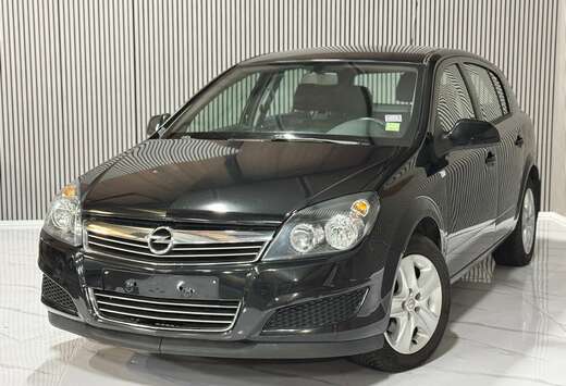 Opel Astra 1.6i Cosmo
