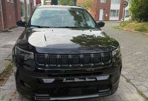 Jeep 1.5 Turbo E-Hybrid My23 Night Eagle21