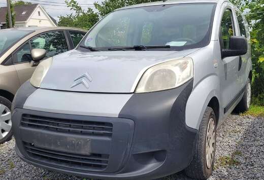 Citroen 1.4i AL GEKEURD ROOS FORM TREKHAAK 12-2011