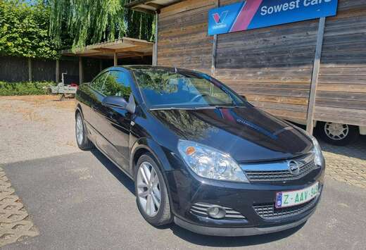Opel Astra TwinTop 1.9 CDTi Cosmo FAP