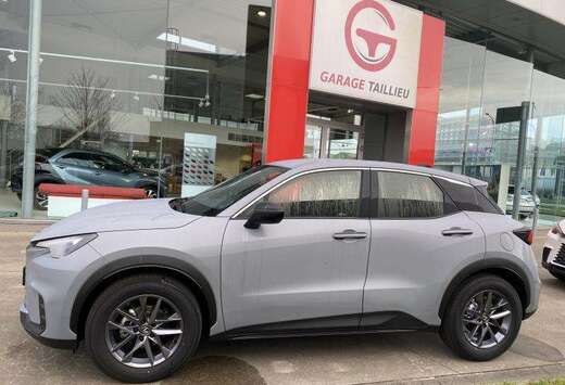 Lexus FWD Comfort & Safety Pack + Se