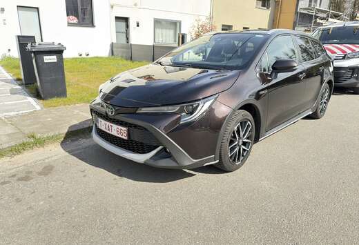 Toyota 1.8 Hybrid Touring Sports Business Edition
