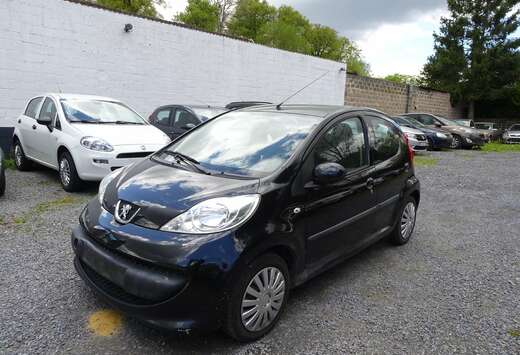 Peugeot 107 1.0i 12v Trendy