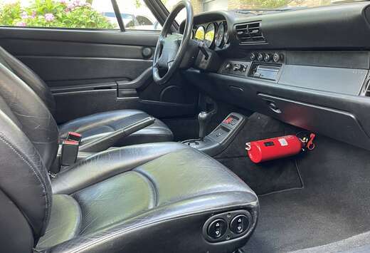 Porsche 993 Carrera Tiptronic