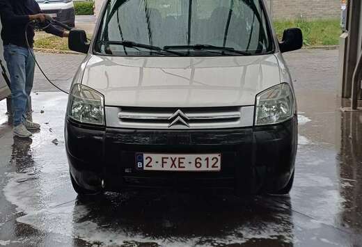 Citroen 1.4i 600 kg