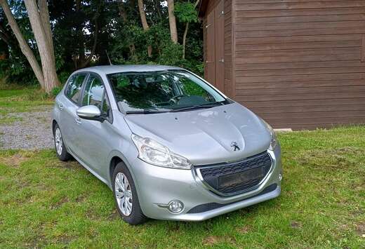 Peugeot 1.2i Style