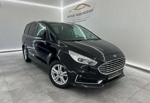 Ford TITANIUM BENZINE 7 ZITPLAATSEN 58000KM