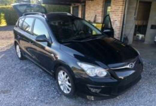 Hyundai i30 SW 1.6 CRDi U2 Blue Comfort