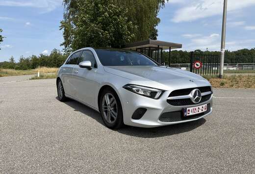 Mercedes-Benz Benzine / Automaat / Pano / Carplay