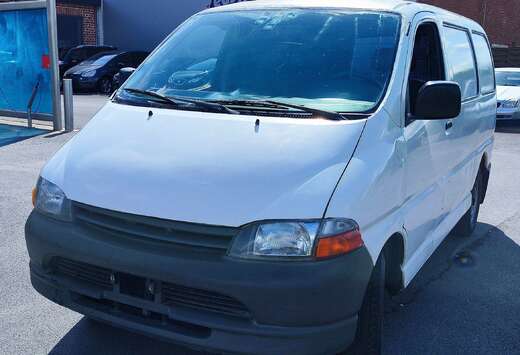 Toyota Hi Ace benzine