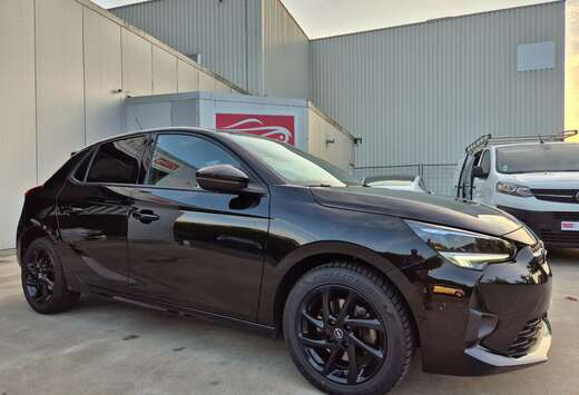 Opel 1.2 Turbo 131cv Auto-8 /GS Line/ 15.889 km 2023