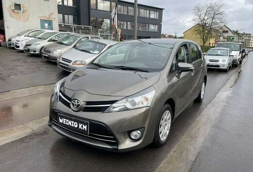 Toyota 1.6i  5pl.**12M GARANTIE**