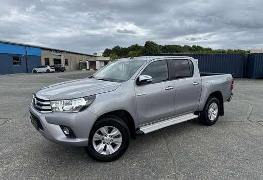 Toyota 2.4 D-4D 4x4 / Manual / Export Afrik Only