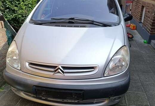 Citroen Xsara Picasso 1.6i Millésime