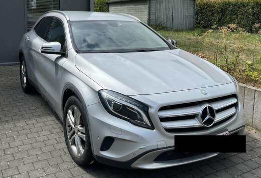 Mercedes-Benz GLA 200 d