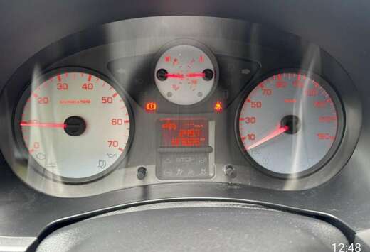 Peugeot Tepee Outdoor 1.2 PureTech S&S