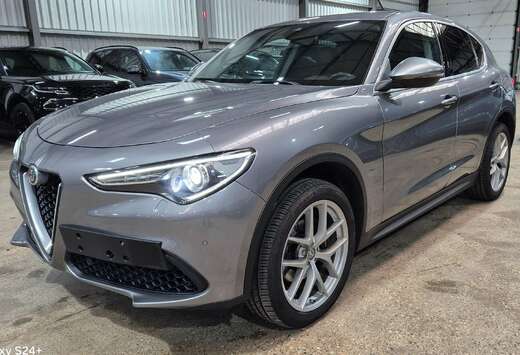 Alfa Romeo Stelvio 2.0 Turbo 16V AT8-Q4 Super